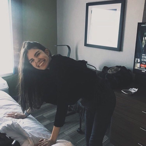 Meet your Posher, Mary! - Picture 3 of 6